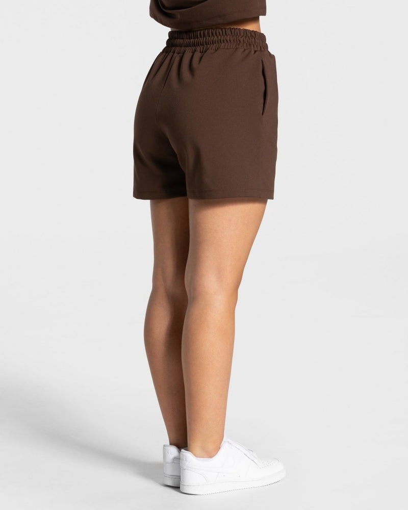 Teveo Charming Oversized Short Brown | INAC2249