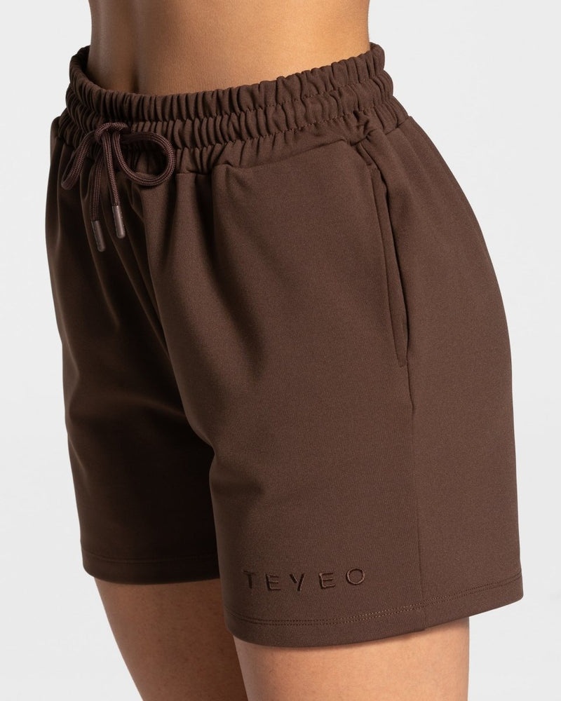 Teveo Charming Oversized Short Brown | INAC2249