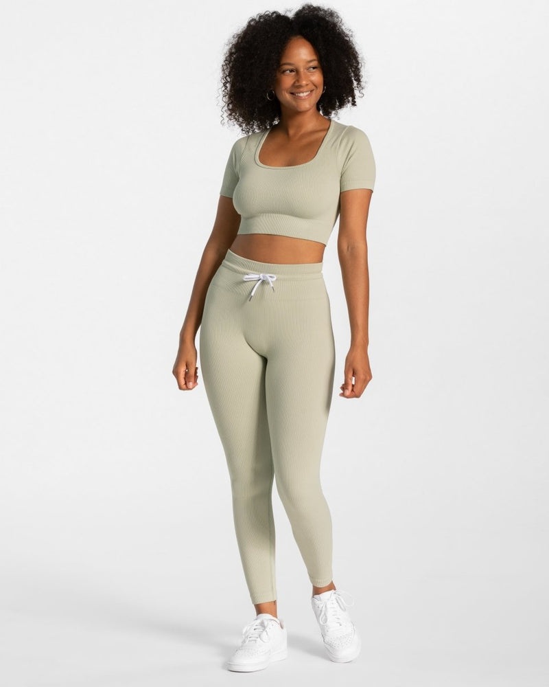 Teveo Ribbed Crop Top Olive | KJRE6385