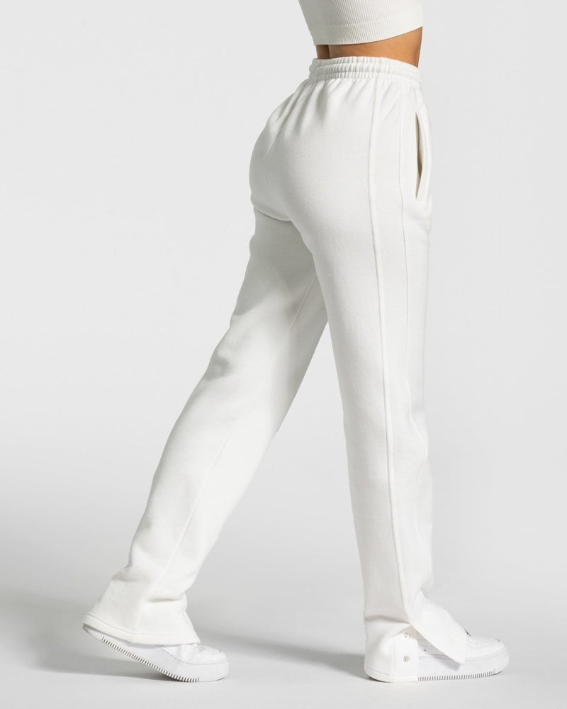 Teveo Sassy Slit Jogger White | SZHW5939