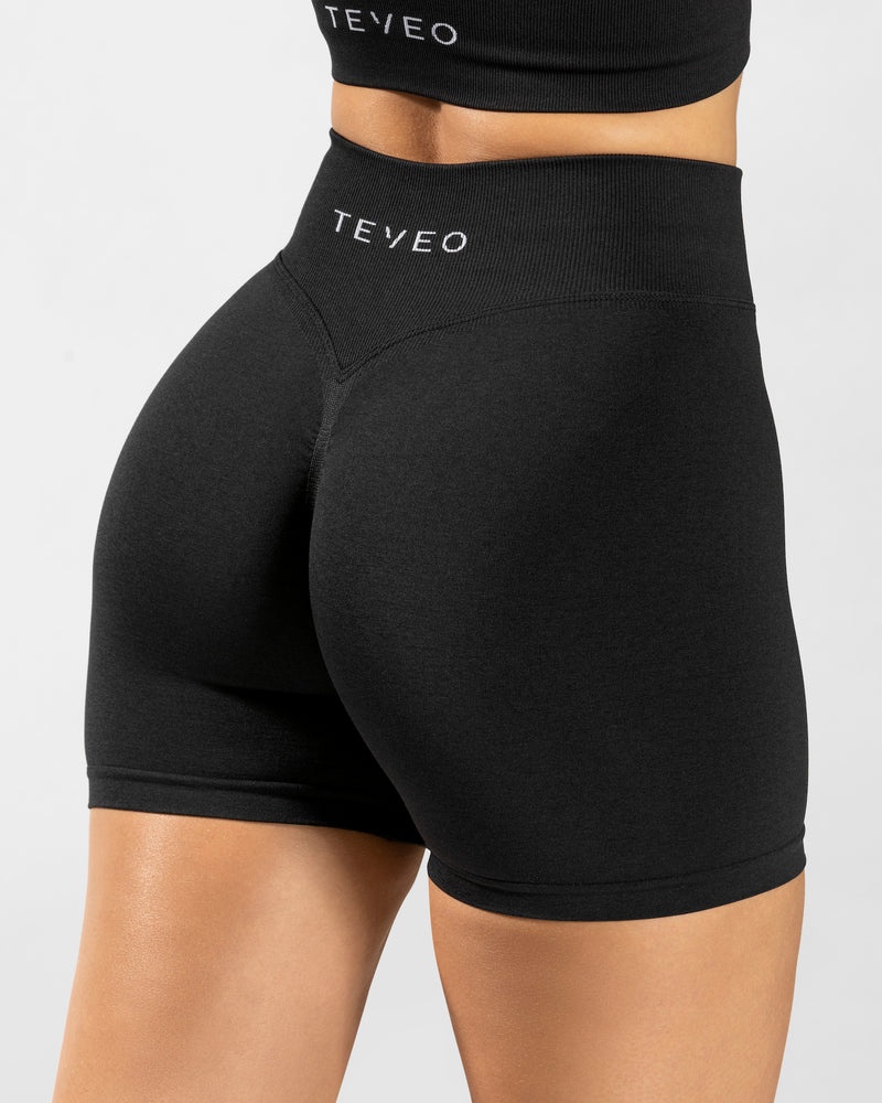 Teveo Statement Scrunch Short Black | OUBL1668